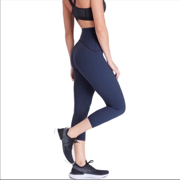 Spanx Navy Blue Crop Active Leggings Sz 